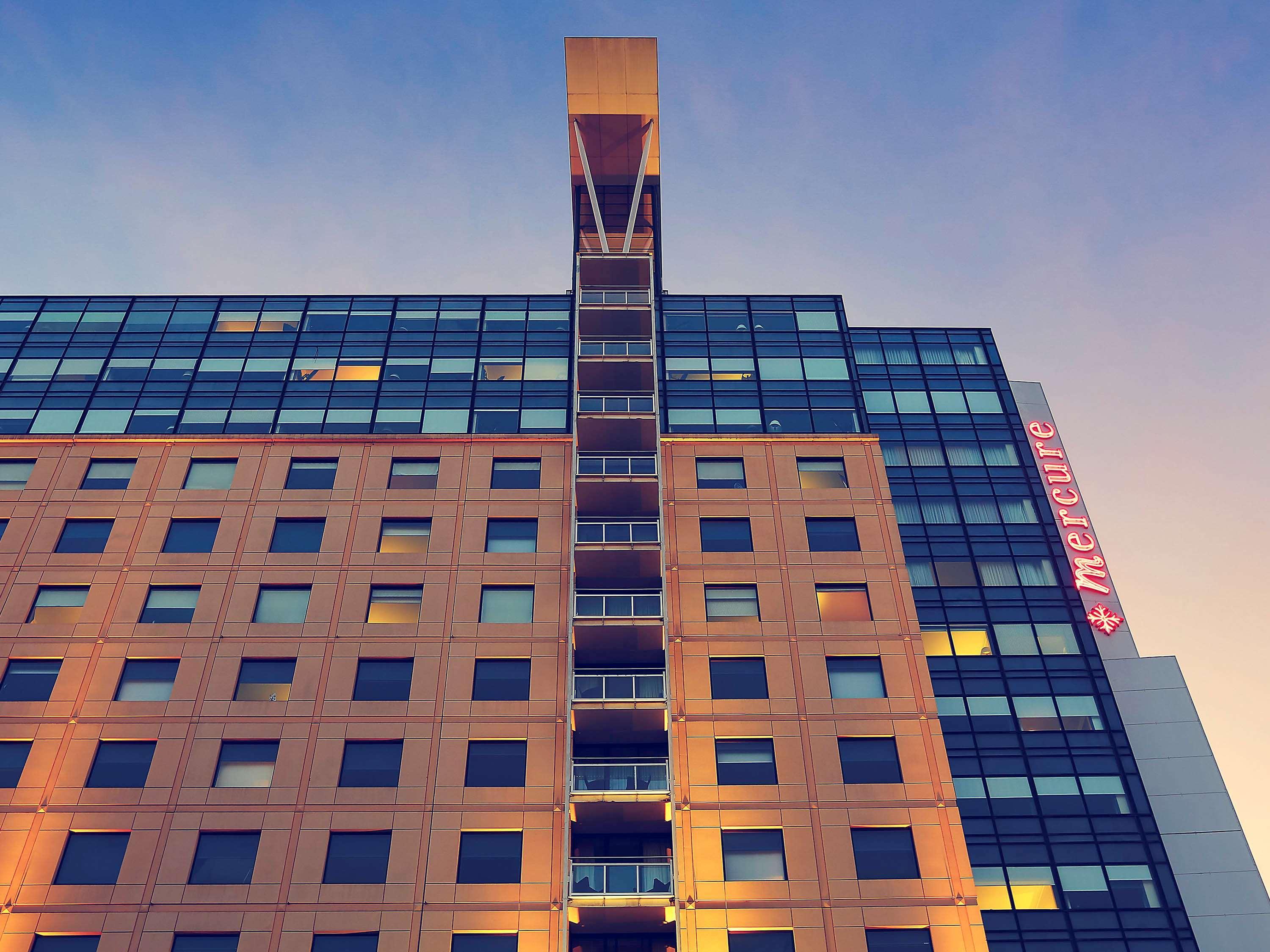 Mercure Sydney Hotel Exterior photo